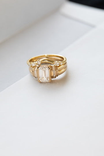 PRISM RING — White Gold / Yellow Gold, Diamond
