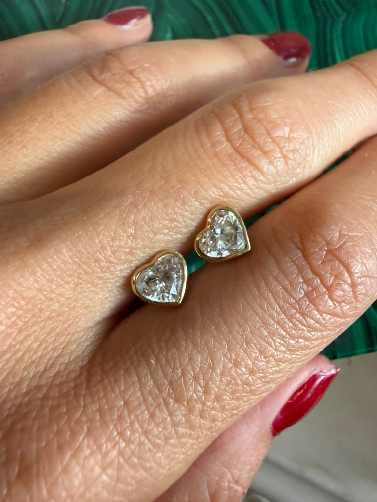JULIET STUDS — White Gold / Yellow Gold, Diamond