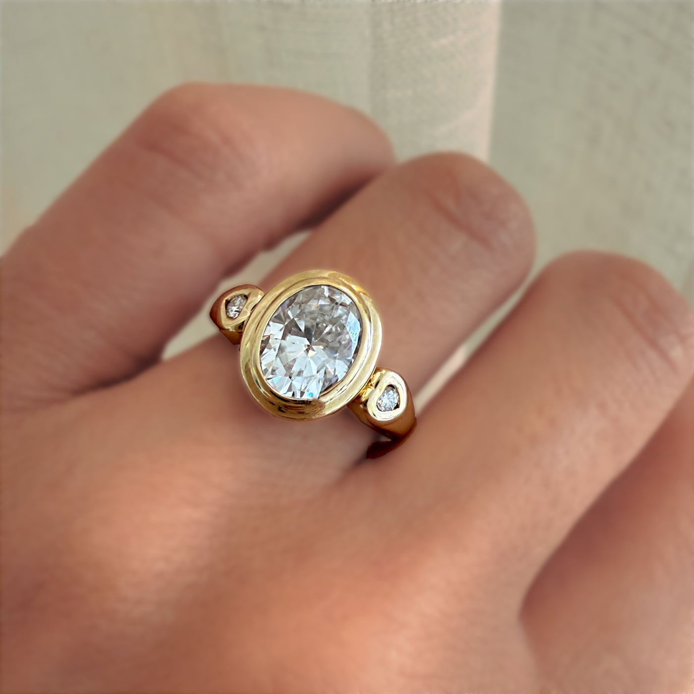 AETHERIST RING — White Gold / Yellow Gold, Diamond