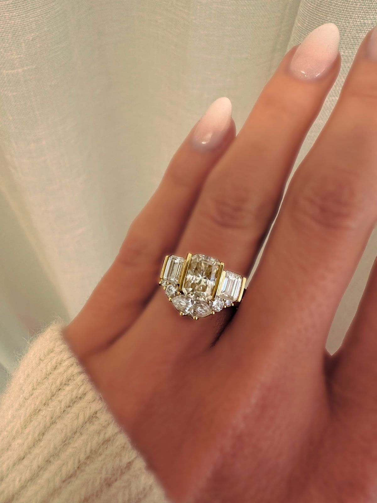 BAUHAUS TRILOGY RING — White Gold / Yellow Gold, Diamond / Moissanite / Emerald