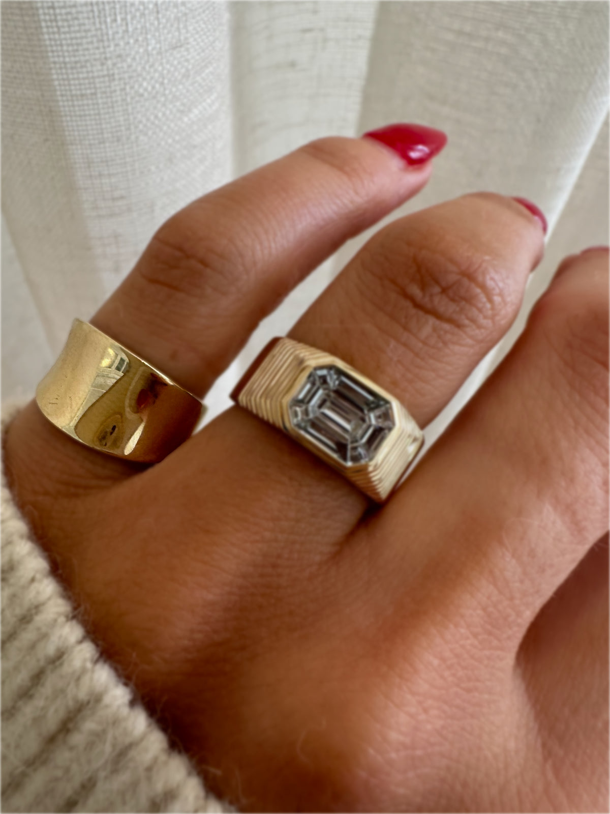 SARANDE RING — White Gold / Yellow Gold / Sterling Silver, Diamond / Sapphire