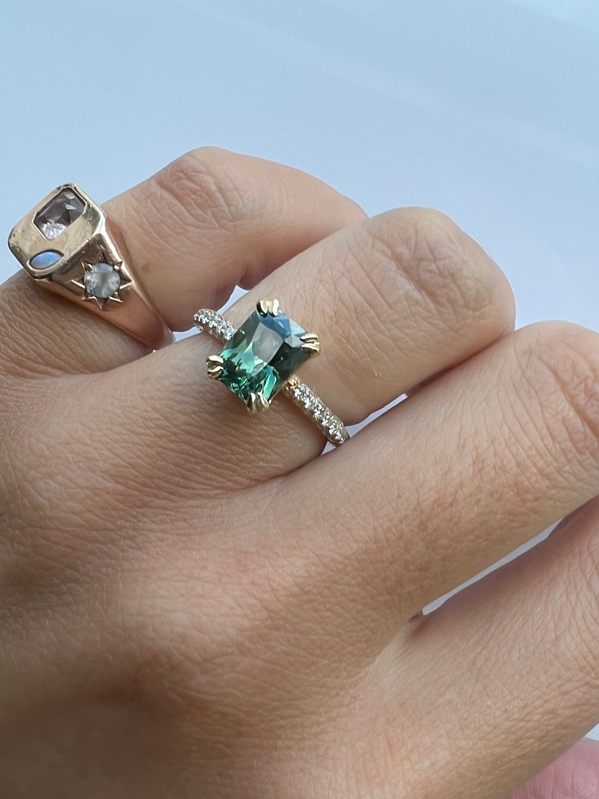 STELLA RING- 2.90ct — White Gold / Yellow Gold, Diamond / Sapphire