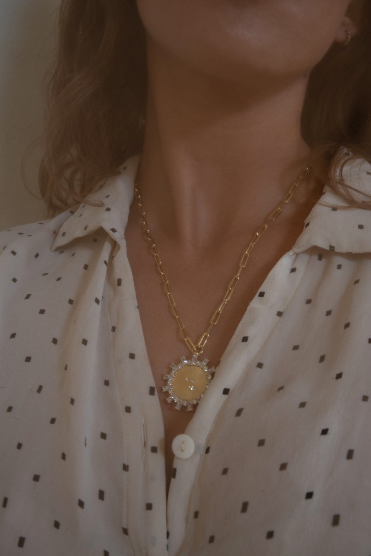 BIANCA PENDANT — White Gold / Yellow Gold / Gold Plated / Sterling Silver, Cubic Zirconia / Sapphire