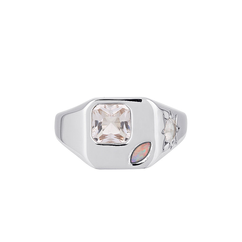 BB SIGNET RING x YES QUEEN– White November