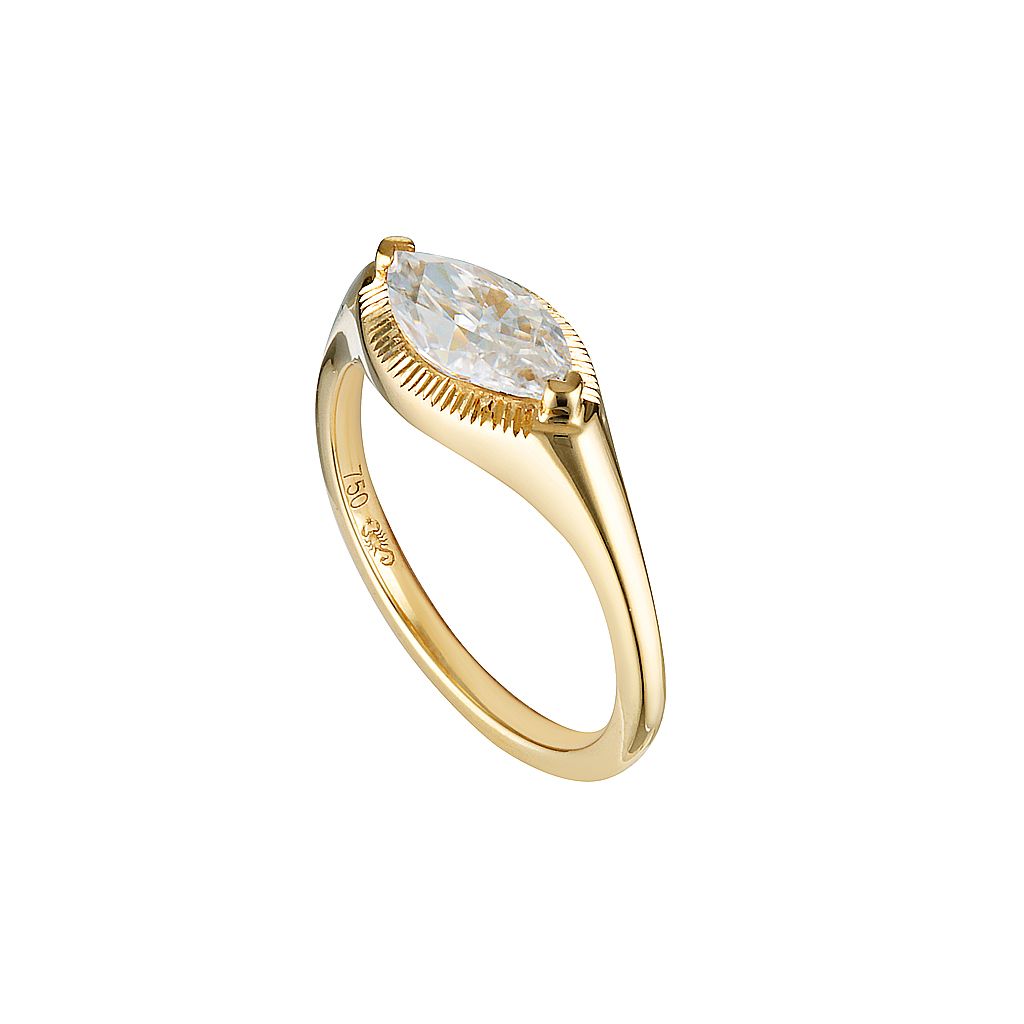 CHRYSLER RING — White Gold / Yellow Gold / Platinum, Diamond