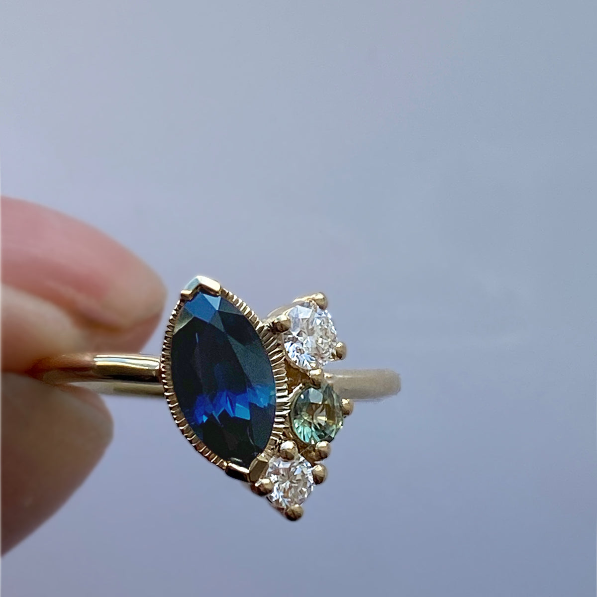 MEEKA RING — Yellow Gold, Diamond / Sapphire