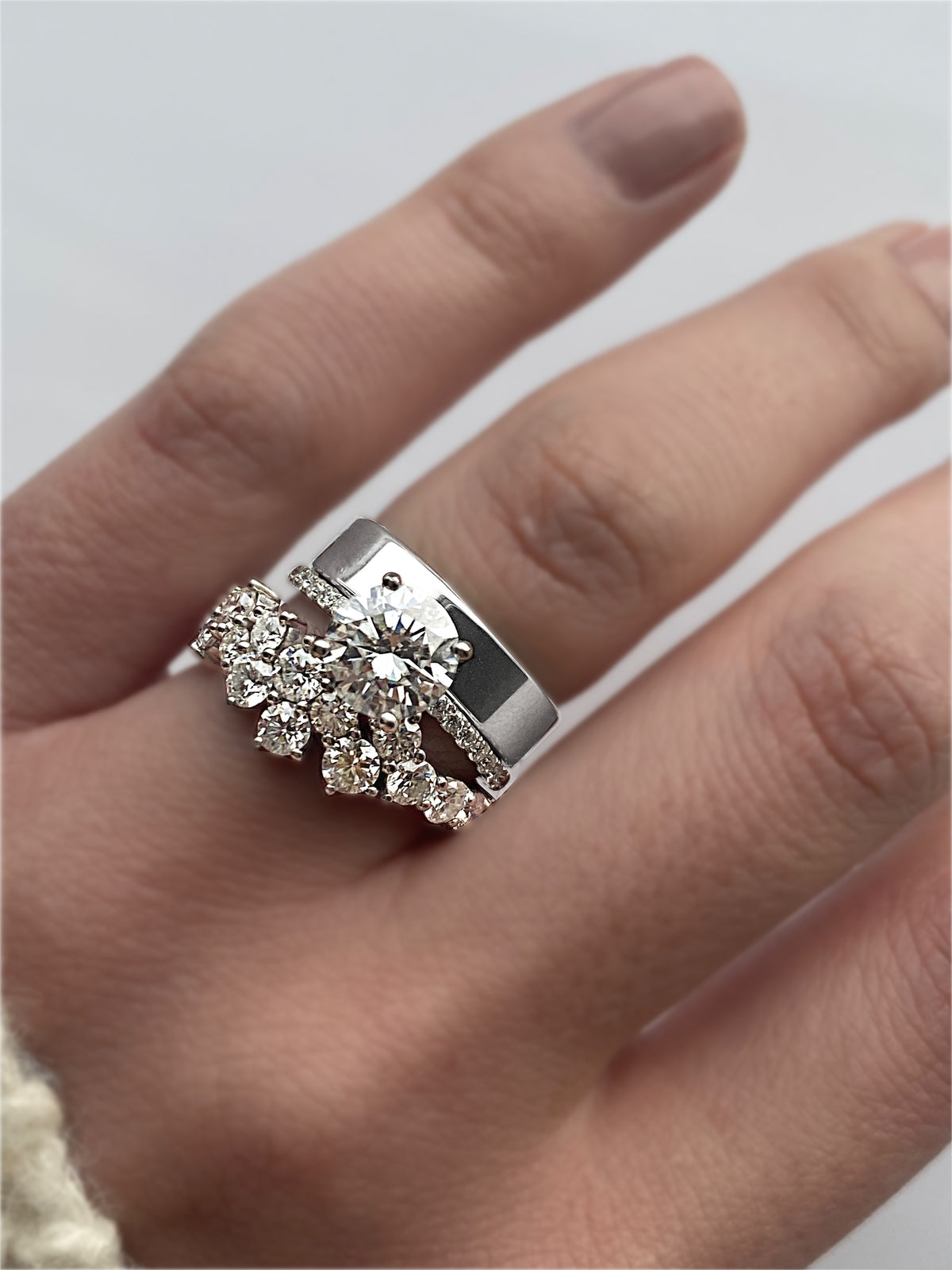 CONSTELLATION RING -MOISSANITE — Sterling Silver, Diamond / Moissanite