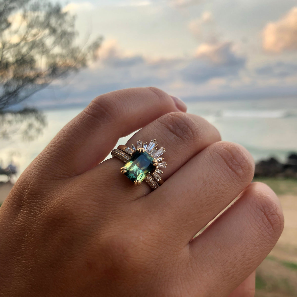 STELLA RING- 2.90ct — White Gold / Yellow Gold, Diamond / Sapphire